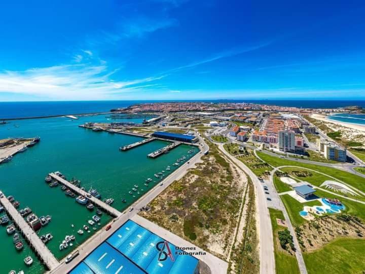 Savana House Peniche Ξενοδοχείο Εξωτερικό φωτογραφία